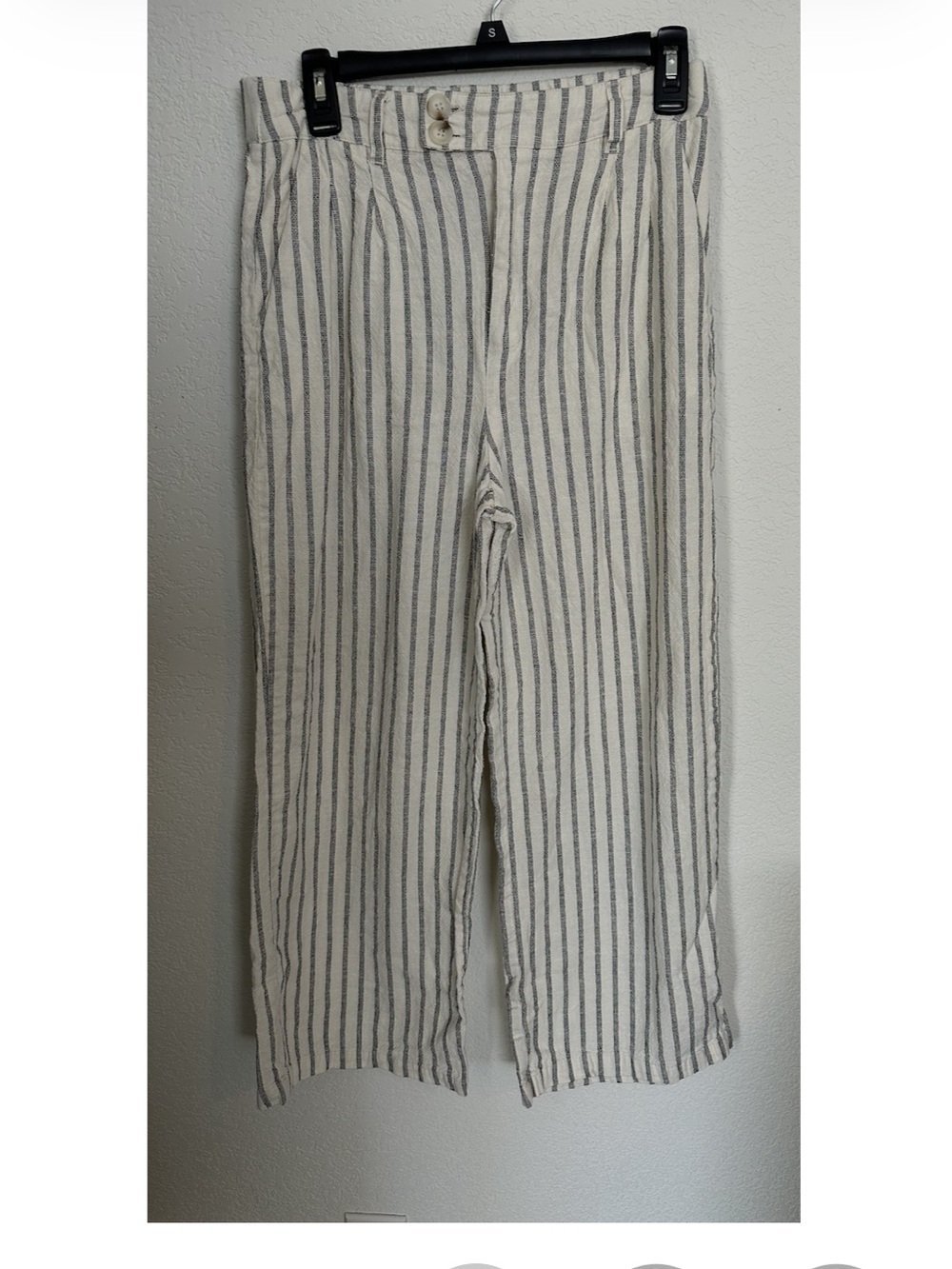 Love Tree Womens Vertical Stripe Chinos in White and black